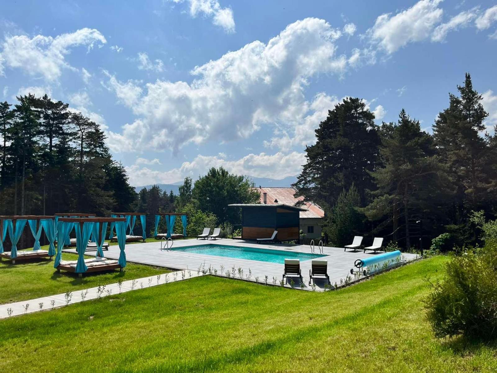 103 View Park Hotel Panichishte Dış mekan fotoğraf