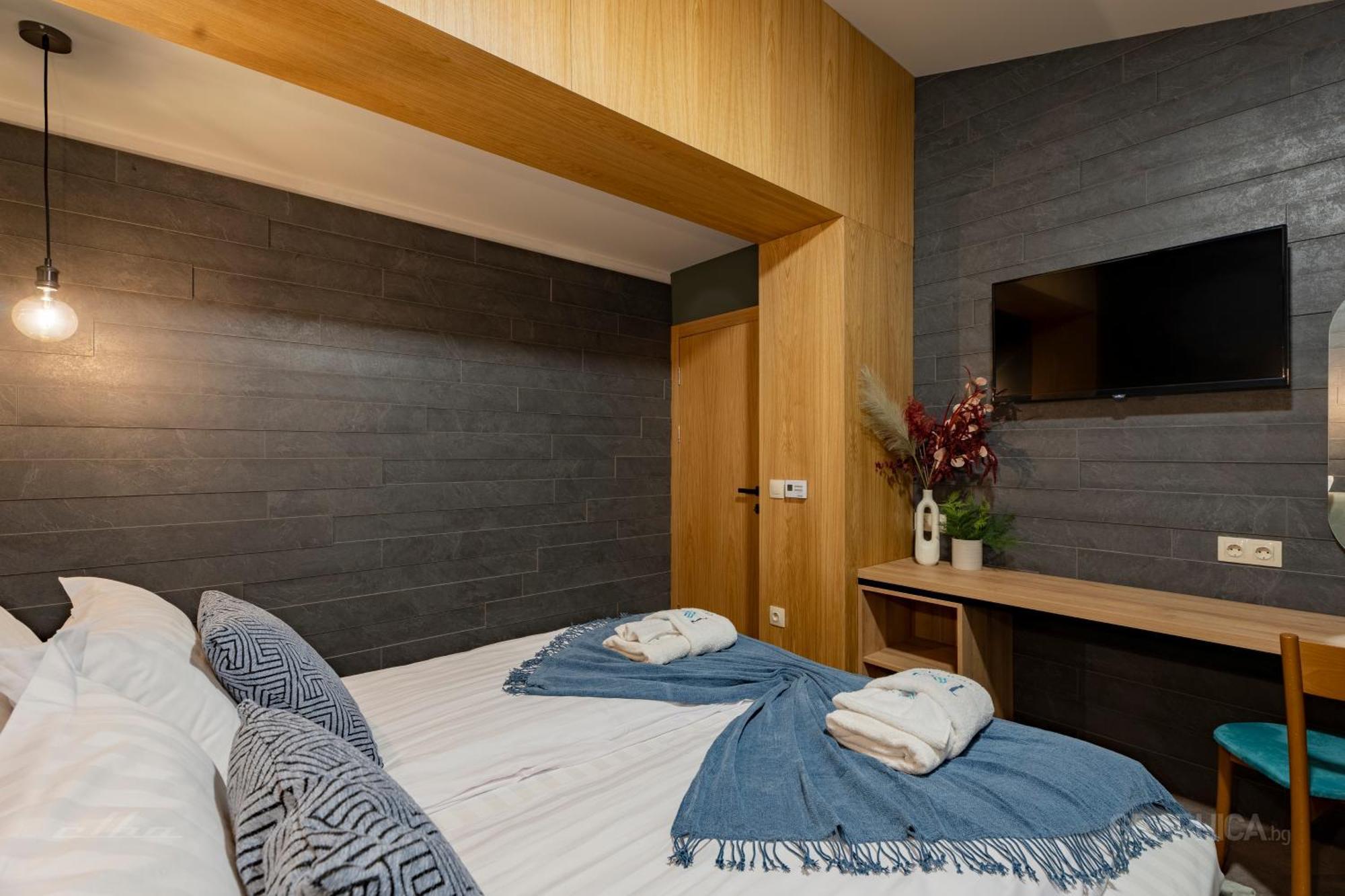 103 View Park Hotel Panichishte Dış mekan fotoğraf