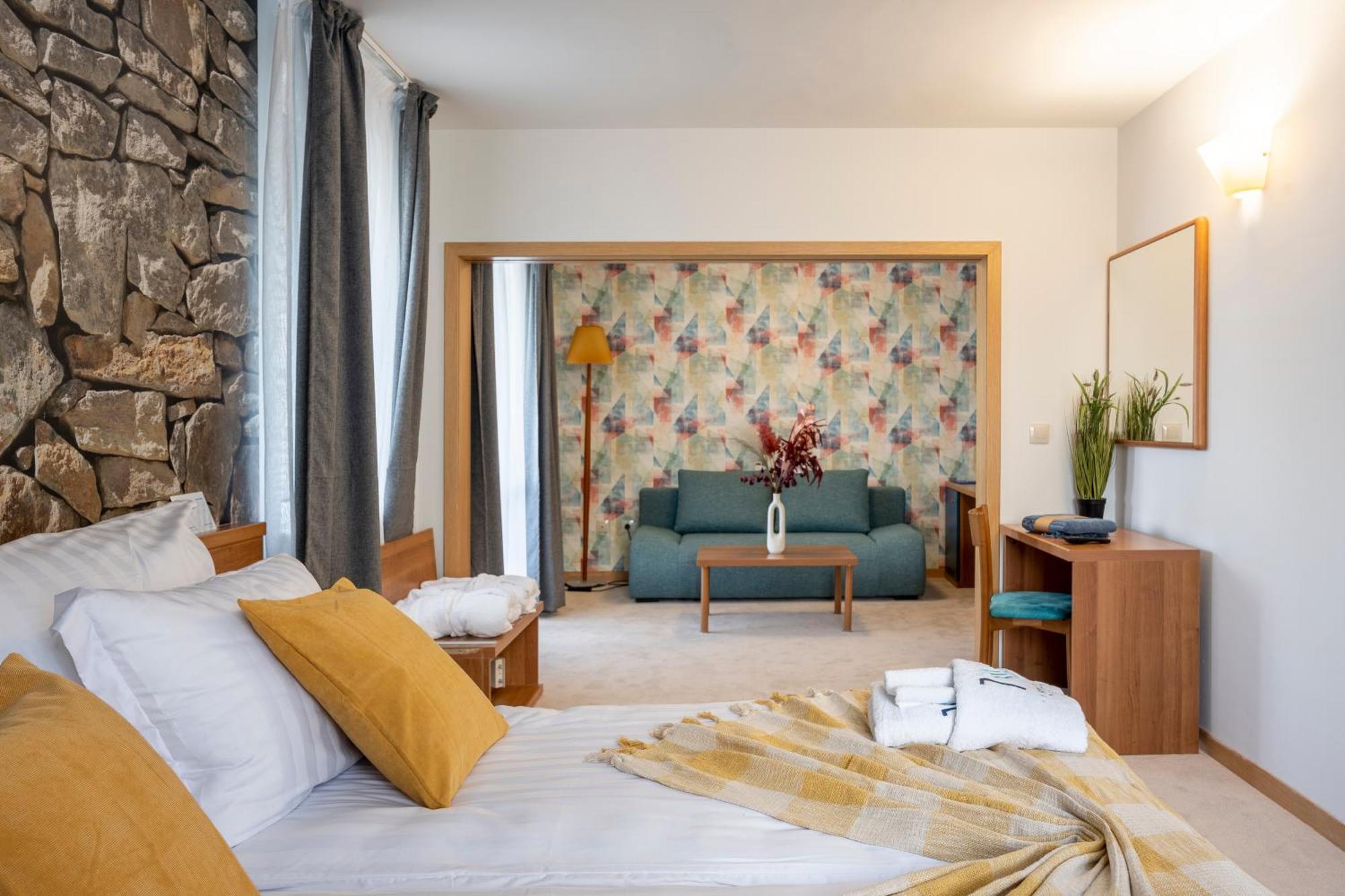 103 View Park Hotel Panichishte Dış mekan fotoğraf