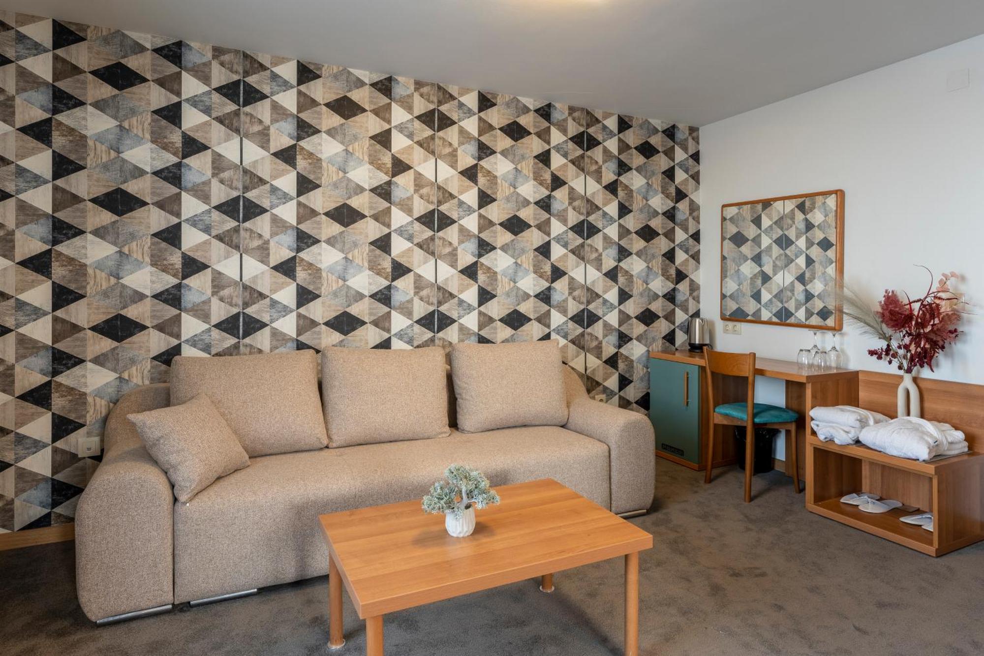 103 View Park Hotel Panichishte Dış mekan fotoğraf